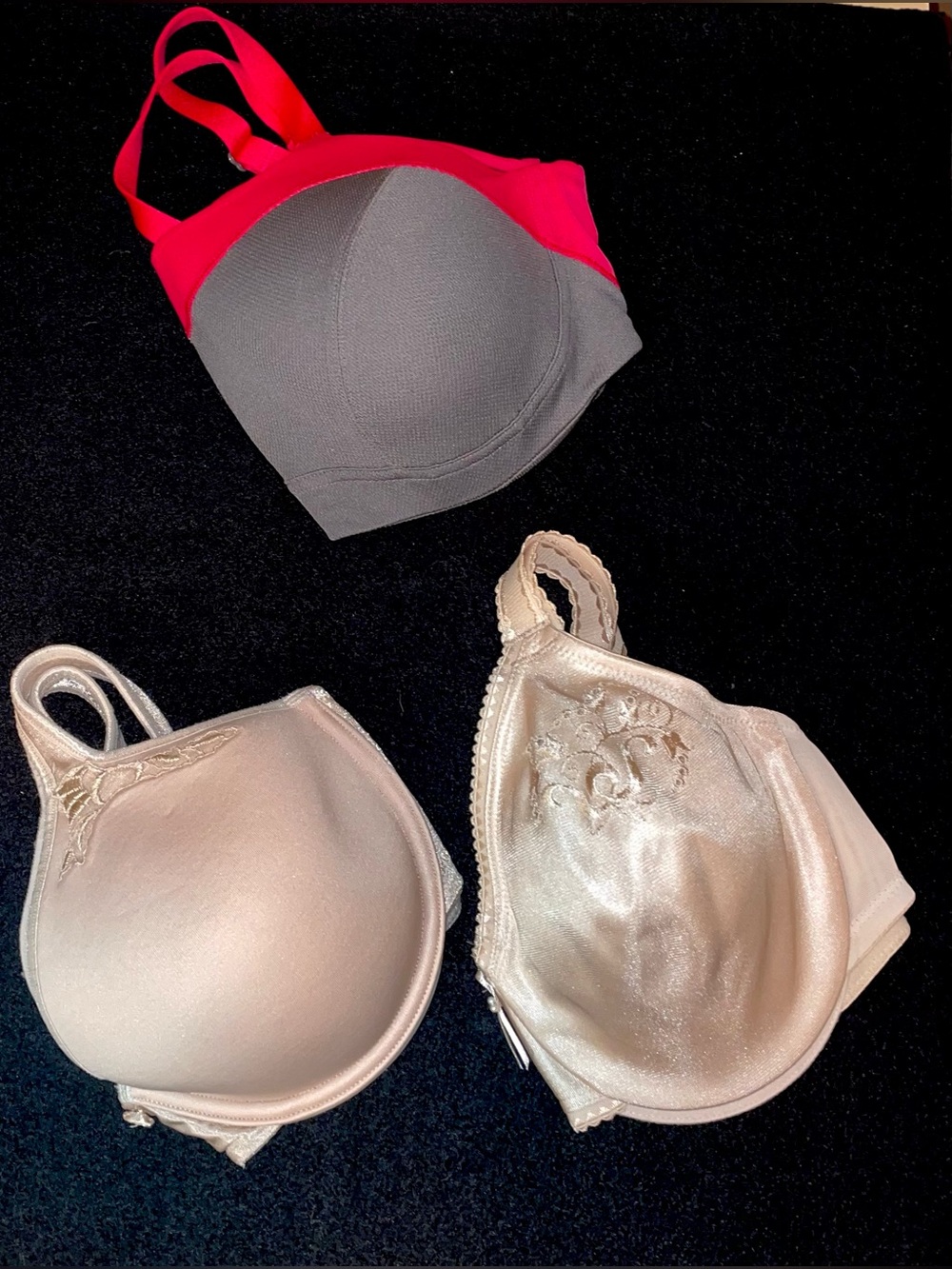 34D Wacoal, Half Moon, and 36D Vanity Fair Bra Trio EUC
